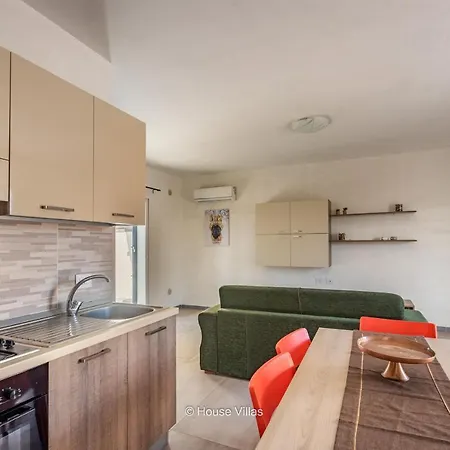 Narciso House Apartmán *